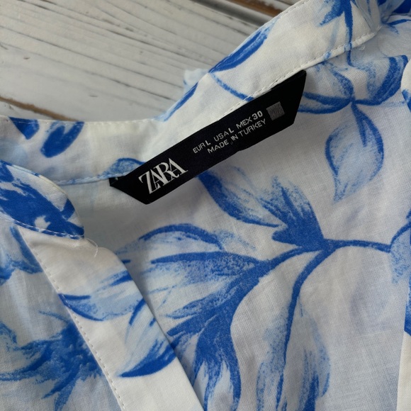 Zara Printed Cotton Blouse White with Blue Flowers, size Large - Picture 4 of 11